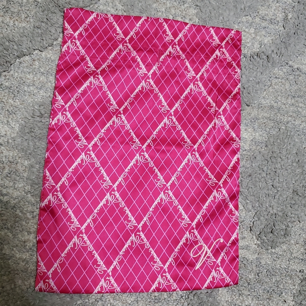 Vs silk bag